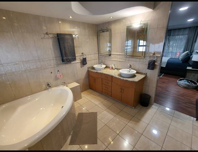 4 BEDROOM HOUSE FOR SALE IN CASHAN